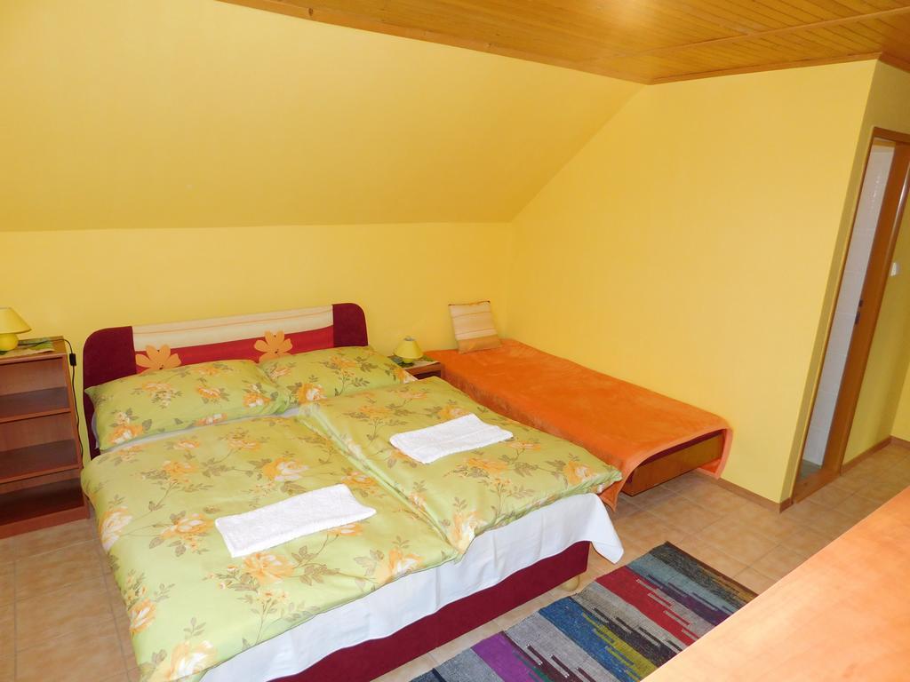 Apartmany Tania Závažná Poruba Ruang foto