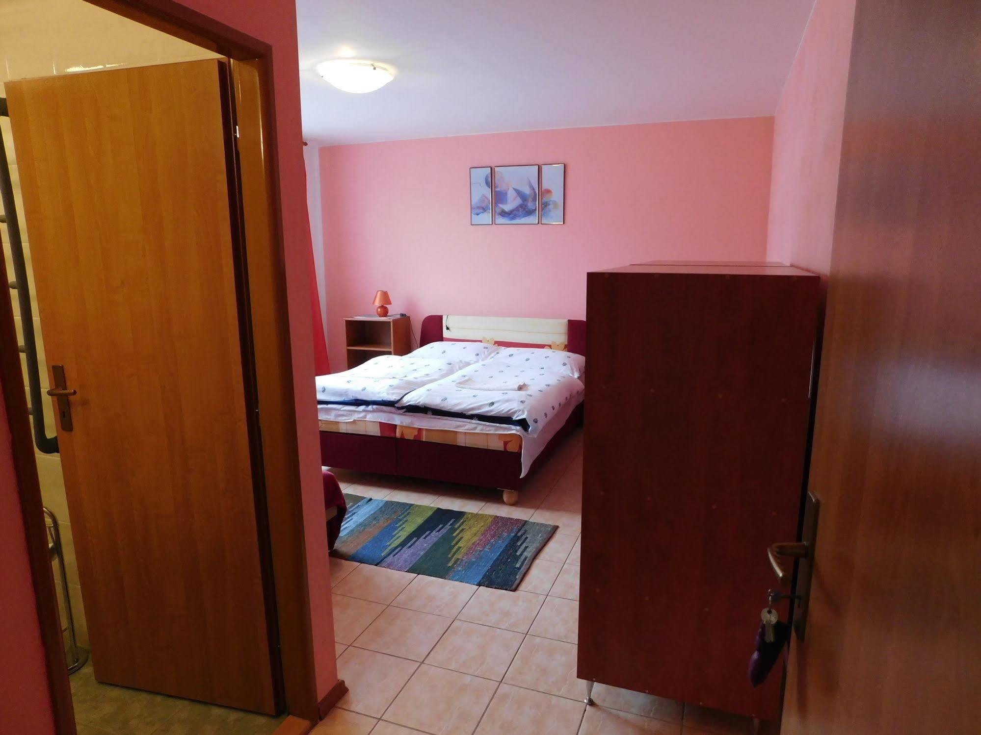 Apartmany Tania Závažná Poruba Bagian luar foto