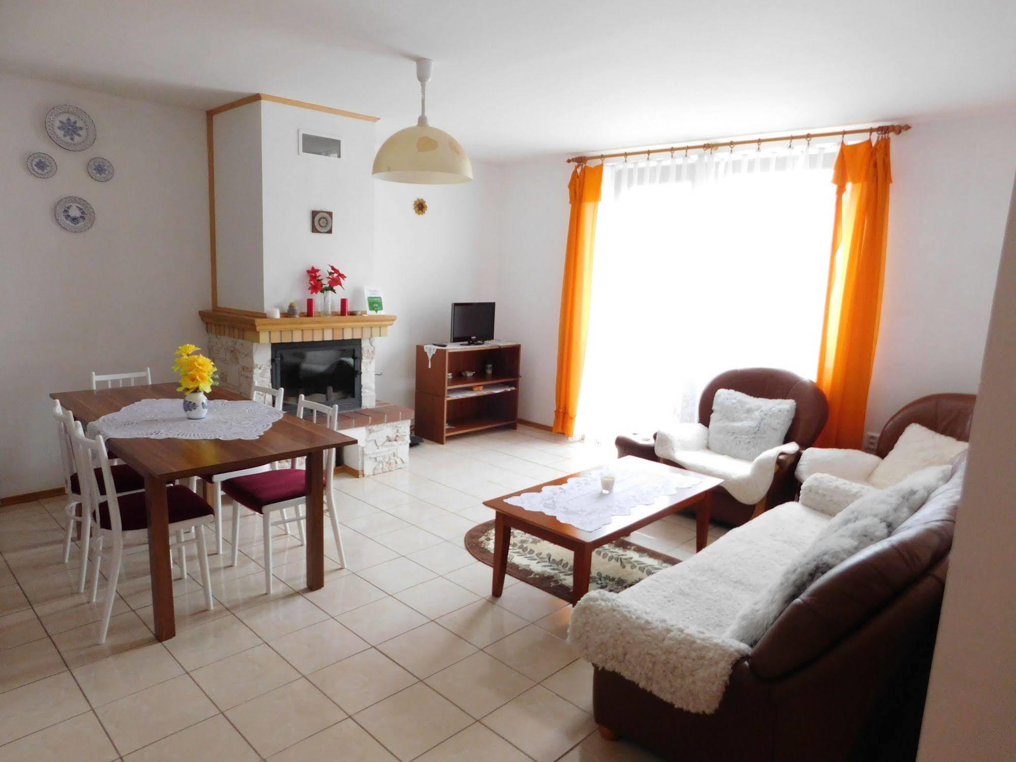 Apartmany Tania Závažná Poruba Bagian luar foto