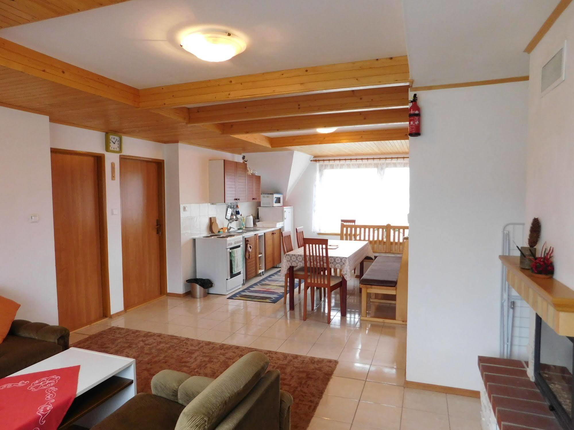 Apartmany Tania Závažná Poruba Bagian luar foto